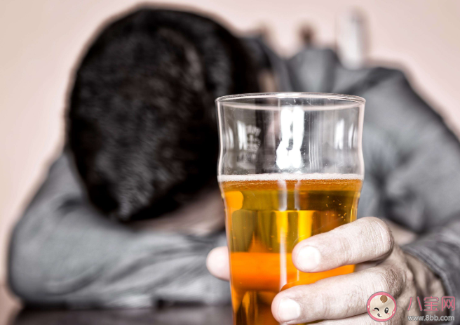 喝酒会引起低血糖吗 糖尿病患者喝酒有什么后果危害