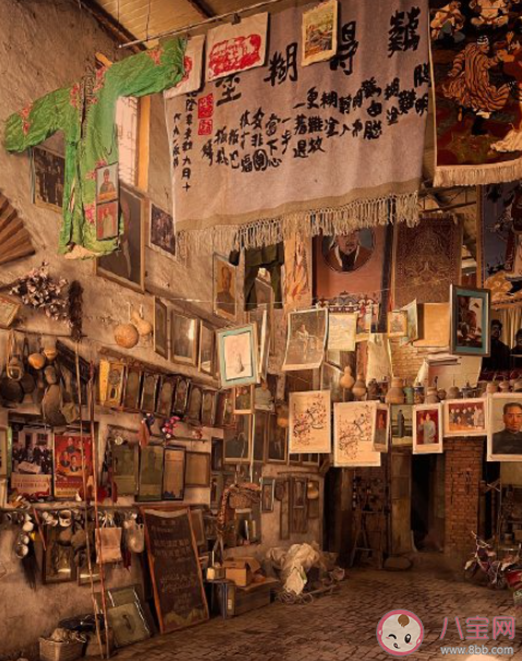 新疆大爷收集老物件建400平童话屋是怎么回事 去新疆你会去童话屋打卡吗