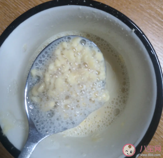 豆浆粉|豆浆粉冲的豆浆和现磨豆浆哪个更营养 如何冲出一杯不结块的豆浆