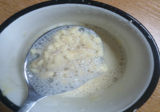 豆浆粉冲的豆浆和现磨豆浆哪个更营养 如何冲出一杯不结块的豆浆