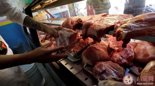 【万爱娱】40余吨变质冷冻鸡肉流向多地市场 怎么判断鸡肉是不是新鲜