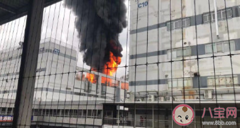 深圳富士康起火是怎么回事 起火有人员伤亡吗
