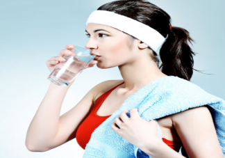 运动前中后不同阶段该怎么喝水 夏季锻炼如何科学饮水