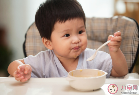 一岁以内孩子如何喂养 ​不重视孩子的饮食会有什么影响