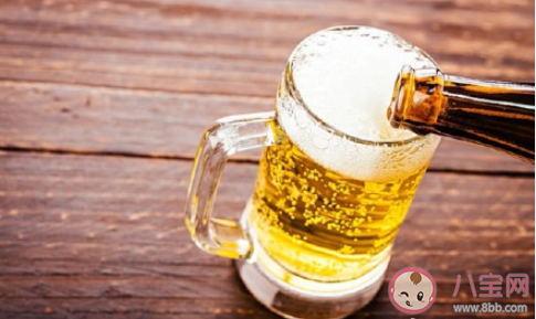 啤酒为什么令人发胖 为什么会说喝啤酒长胖