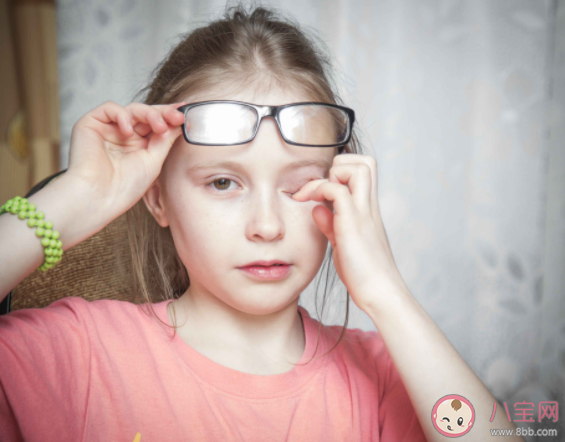 高度近视在生活上会有哪些困难 高度近视失明怎么预防