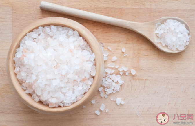 低钠盐对高血压有帮助吗 买低钠盐要注意什么