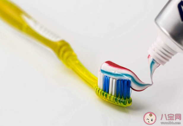 牙膏有哪些成分不要买 不同牙膏种类怎么选