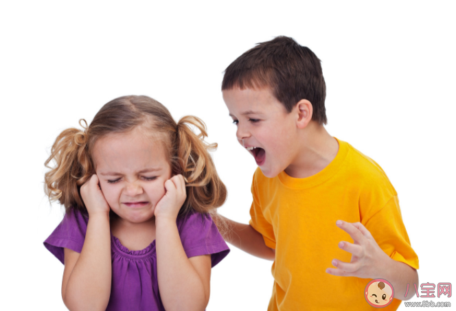 父母该插手孩子之间的争吵吗 父母介入孩子之间的争吵会怎样