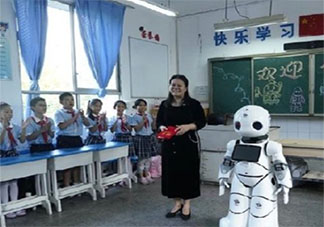 未来机器人能取代教师吗 机器人当老师好吗