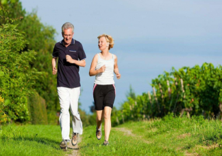 走路快慢影响寿命吗 为什么走路快的人更长寿