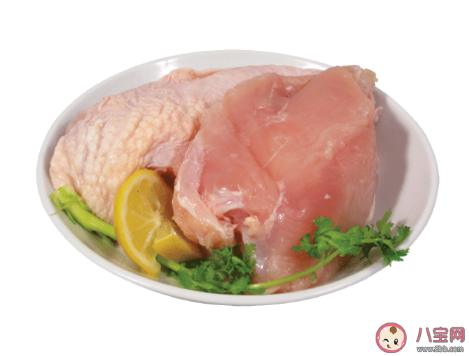 白水煮鸡胸肉是冷水还是开水 怎么判断鸡胸肉有没有煮熟