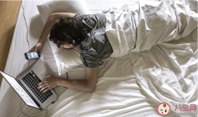 怎么睡觉容易性冲动 什么睡姿有利于性功能健康