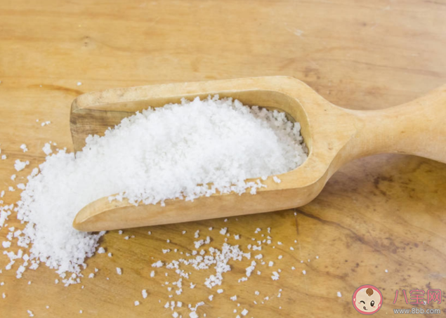 食盐|食盐打开包装后为什么总是容易结成块 蚂蚁庄园11月8日答案