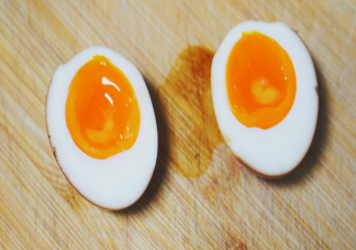 日料店的生鸡蛋溏心蛋会不会有细菌 溏心蛋和全熟蛋营养差别大吗