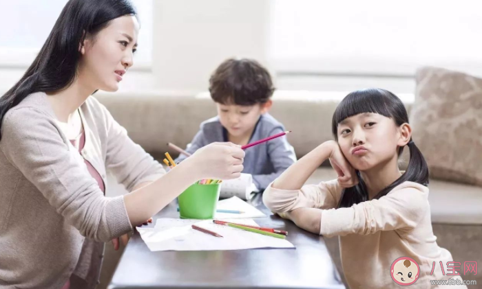 中国式父母有哪些毛病让人反感 如何避免和孩子零沟通