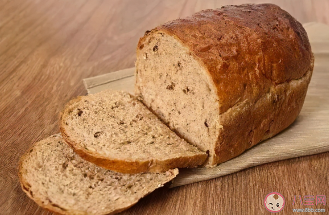 全麦面包真的减肥吗 怎么买到真正的全麦面包
