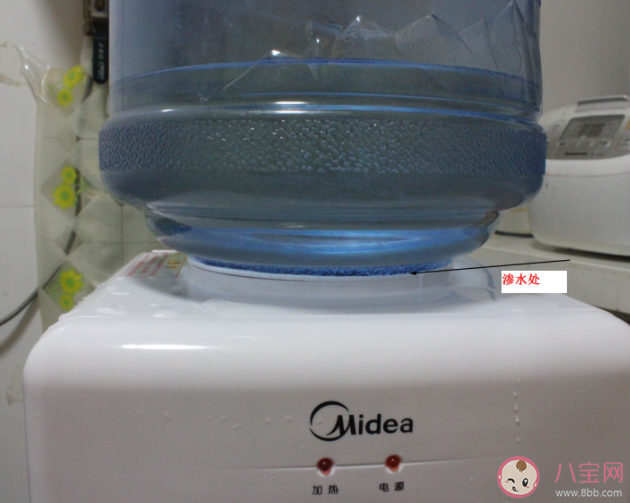 饮水机里的水有多脏 饮水机需要定期清洗吗