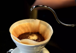 手冲咖啡需要哪些器具 手冲咖啡怎么注水