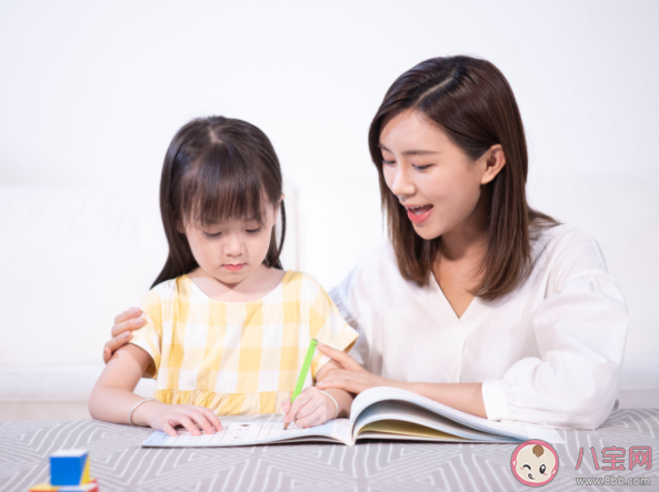 孩子总是坐不住怎么读书给孩子听 如何培养孩子的阅读注意力