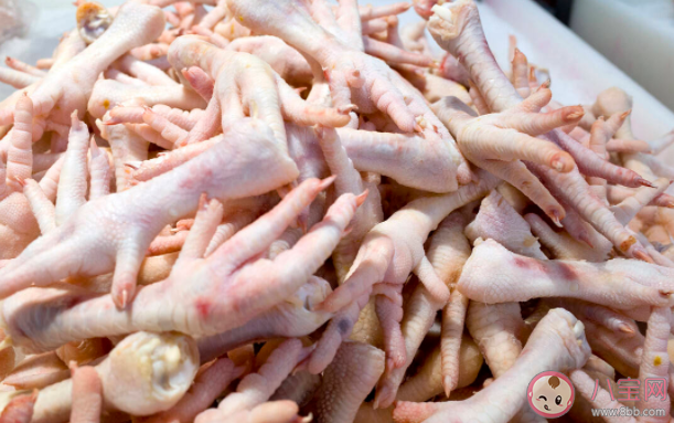 颜色太白的鸡爪是用什么泡过吗 双氧水泡过的食物会致癌吗