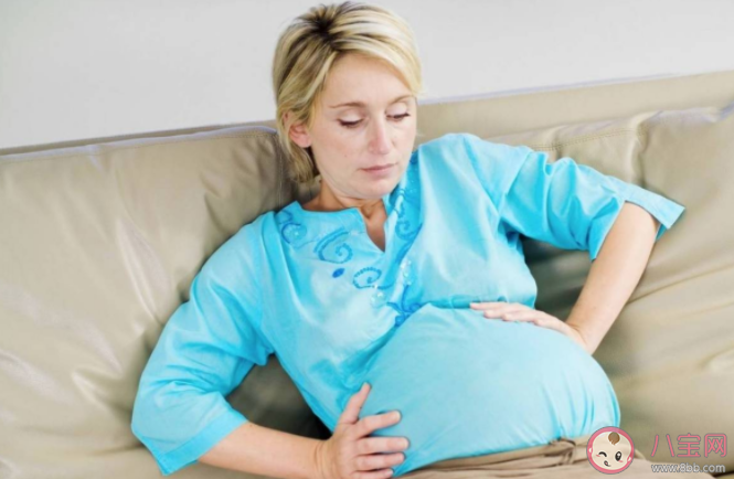 胎儿|胎儿在腹中停止生长会有什么感觉 诊断胎停育的标准是什么