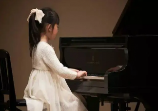 孩子有必要学钢琴吗 要不要让孩子学钢琴