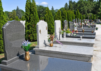 墓地为什么这么贵 买了墓地到底能住多少年