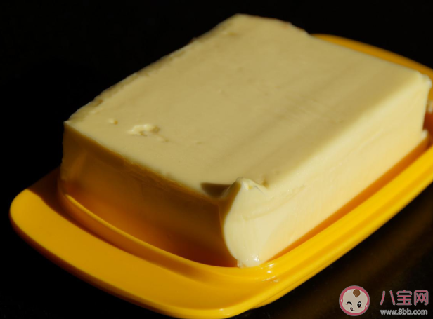 稀奶油|稀奶油和黄油是什么关系 黄油为什么又叫奶油