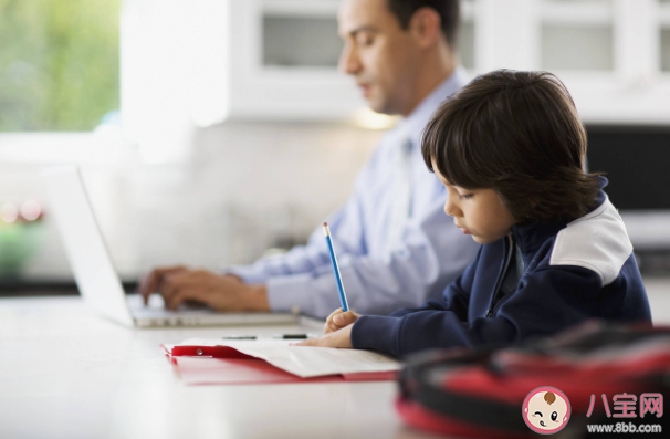 父母学历越高为什么对家庭教育指导需求越高 孩子最能接受的家庭教育方法