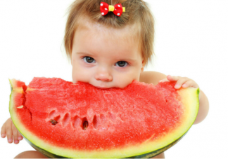 八个月的宝宝可以吃西瓜吗 宝宝吃西瓜4大注意事项