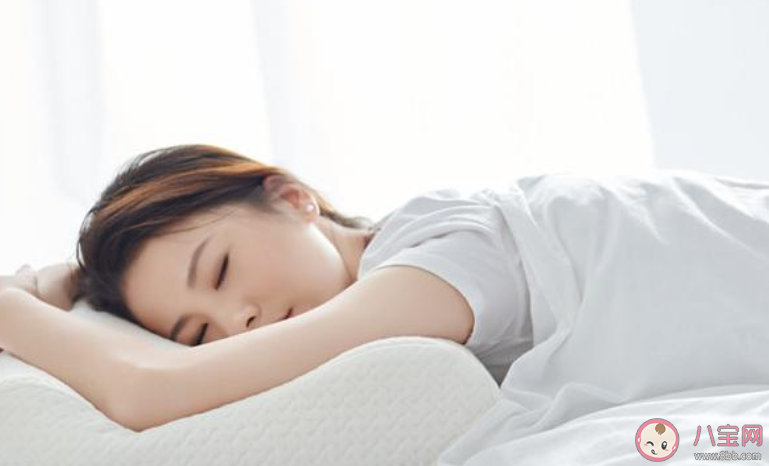 喜欢趴着睡的人有什么性格特点 最好的睡觉姿势是怎样的