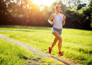 跑多慢才叫慢跑 坚持慢跑1小时可以消耗多少热量