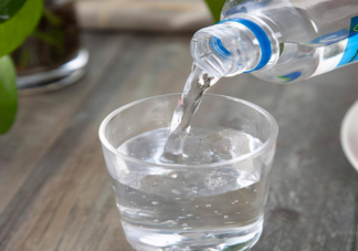 苏打水的各种健康功效是真的吗 苏打水是上好的饮品吗