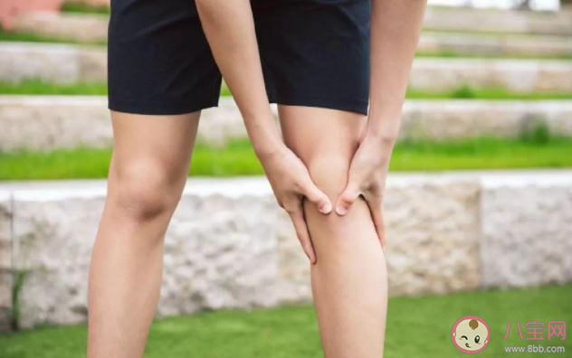膝关节屈伸咔咔响怎么办 膝关节的弹响到底是什么原因