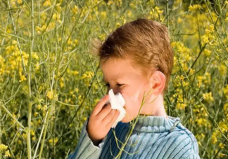 换季如何应对过敏性鼻炎 过敏性鼻炎的具体表现是什么