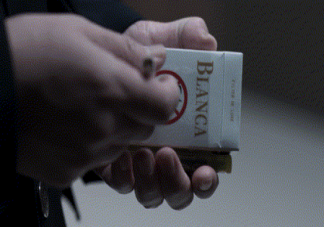 《罚罪》肖振邦的香烟是什么牌子 肖振邦敲香烟盒有什么含义