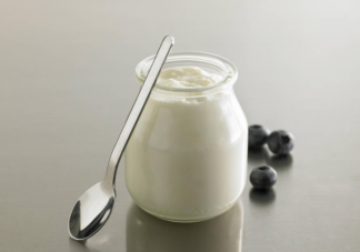 高价酸奶营养更好吗贵在哪里如何选择一款优质的酸奶