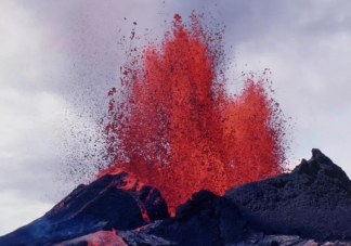 世界最大活火山时隔38年再喷发是什么原因 火山喷发会造成哪些影响