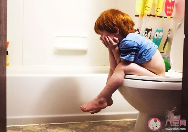 孩子会上厕所为什么经常尿裤子 如何对待小孩尿裤子