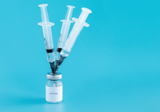 4款新冠疫苗新获批打加强针如何选有何优势 加强针还有必要打吗