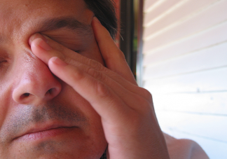 新冠病毒感染后有可能发生哪些眼部疾病 新冠感染眼睛不舒服怎么办