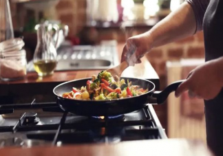 研究称做饭可降低四成死亡率 为什么爱做饭的人更长寿