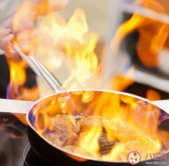 为什么大厨在炒菜时锅里经常会着火 蚂蚁庄园3月9日答案