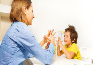 使用礼貌用语就是礼貌吗 怎样让孩子懂得礼貌