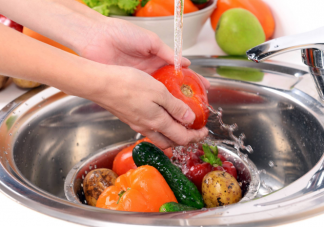 浸泡果蔬多长时间最好 常见果蔬清洗方法介绍