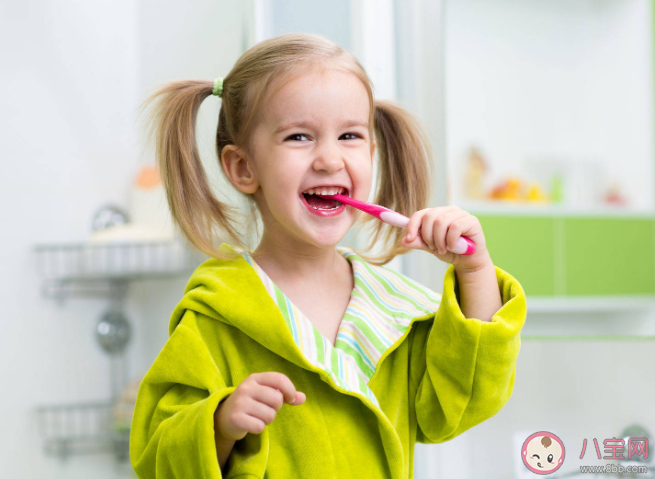 孩子6岁还没萌出六龄齿要担心吗 六龄齿对孩子牙齿健康有多重要