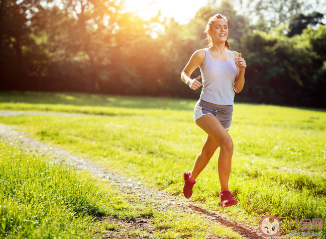快跑和爬坡哪个更伤腿 体重大的人跑步更容易伤膝盖吗