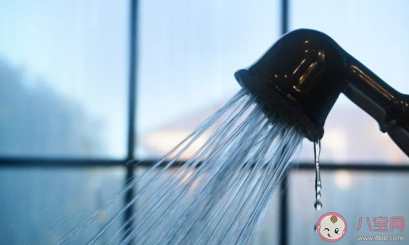 自来水公司呼吁市民每月洗澡2-4次 节约用水从哪些方面做起