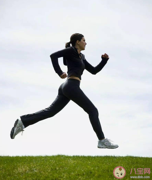 跑步和跳绳哪个更适合减肥 新手适合跑步还是跳绳